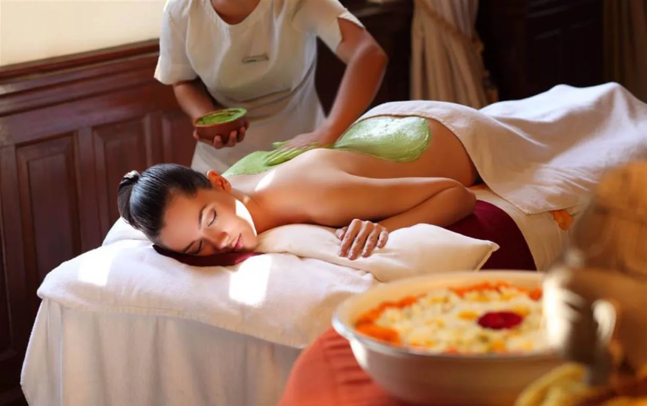 Ayurveda massage at Ananda Himalayan